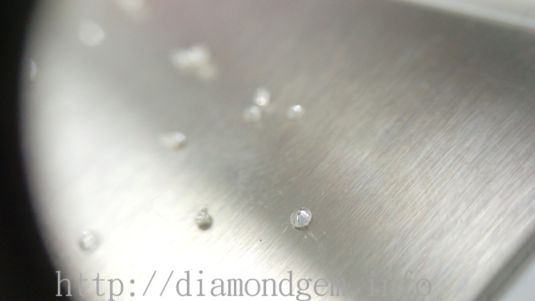 钻石本身会发光吗